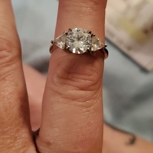 Diamonique Ring set in Sterling silver
